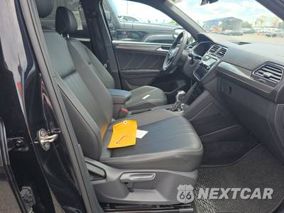 2023 Volkswagen Tiguan SE R-Line Black - zdjęcie 8 z 23 - miniatura
