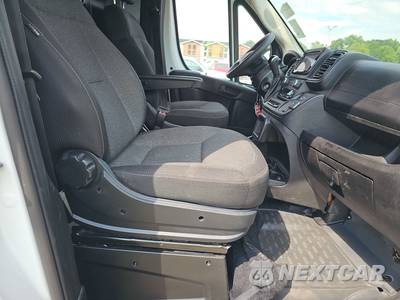 2025 Ram ProMaster 2500 Cargo Van Tradesman w/Passenger Seat Low Roof 136.0" WB - zdjęcie 8 z 21 - miniatura