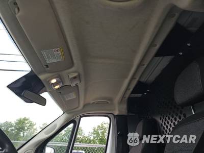 2025 Ram ProMaster 2500 Cargo Van Tradesman w/Passenger Seat Low Roof 136.0" WB - zdjęcie 18 z 21 - miniatura
