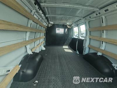 2025 GMC Savana 2500 Cargo Van 1WT 135.0" WB - zdjęcie 15 z 31 - miniatura