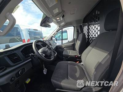 2025 Ford Transit 250 Cargo Van Low Roof 130.0" WB - zdjęcie 7 z 27 - miniatura