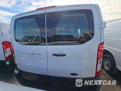 2025 Ford Transit 250 Cargo Van Low Roof 130.0" WB - zdjęcie 5 z 27 - miniatura