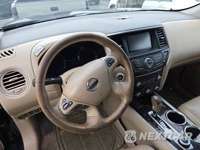 2013 Nissan Pathfinder SL - zdjęcie 11 z 49 - miniatura