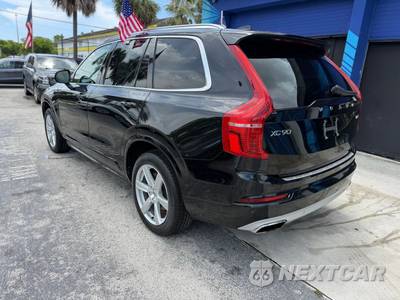 2020 Volvo XC90 T6 Momentum 7-Passenger - zdjęcie 13 z 54 - miniatura