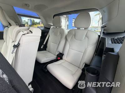 2020 Volvo XC90 T6 Momentum 7-Passenger - zdjęcie 20 z 54 - miniatura