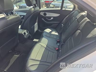 2016 Mercedes-Benz C 300 4MATIC - zdjęcie 16 z 33 - miniatura