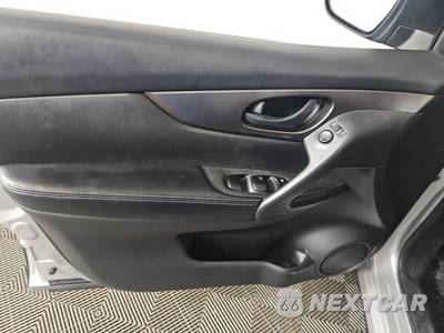 2018 Nissan Rogue Sport S - zdjęcie 9 z 41 - miniatura