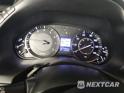 2017 Nissan Armada SV - zdjęcie 12 z 30 - miniatura