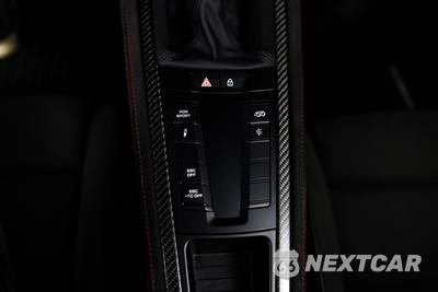 2025 Porsche 718 Spyder RS - zdjęcie 32 z 43 - miniatura