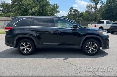 2019 Toyota Highlander LE - zdjęcie 3 z 27 - miniatura