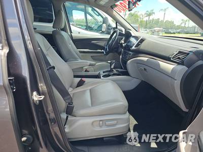 2017 Honda Ridgeline RTL-T Crew Cab Medium Bed - zdjęcie 8 z 26 - miniatura