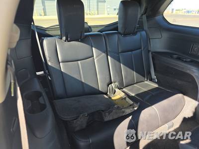 2019 Nissan Pathfinder SL - zdjęcie 14 z 40 - miniatura