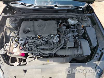 2025 Toyota Camry SE - zdjęcie 15 z 29 - miniatura