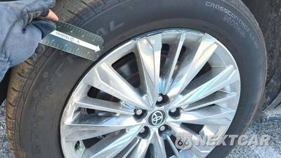 2024 Toyota Grand Highlander Platinum - zdjęcie 26 z 46 - miniatura