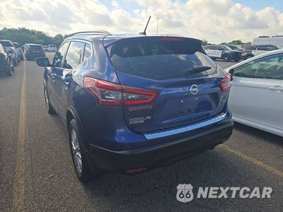 2022 Nissan Rogue Sport SV - zdjęcie 6 z 38 - miniatura