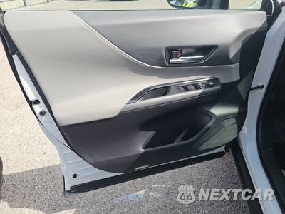 2024 Toyota Venza Limited - zdjęcie 9 z 33 - miniatura