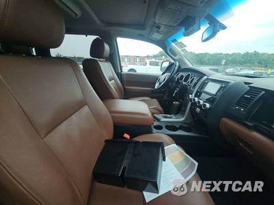 2016 Toyota Sequoia Platinum - zdjęcie 8 z 31 - miniatura