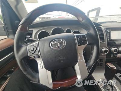 2016 Toyota Sequoia Platinum - zdjęcie 10 z 31 - miniatura