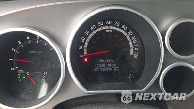 2016 Toyota Sequoia Platinum - zdjęcie 18 z 31 - miniatura