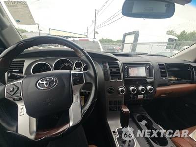 2016 Toyota Sequoia Platinum - zdjęcie 11 z 31 - miniatura