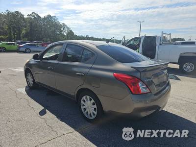 2014 Nissan Versa S Plus - zdjęcie 6 z 18 - miniatura