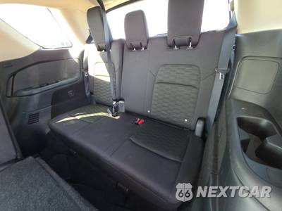 2025 Nissan Pathfinder SV - zdjęcie 20 z 28 - miniatura