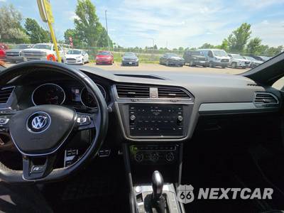 2020 Volkswagen Tiguan SE R-Line Black - zdjęcie 11 z 35 - miniatura