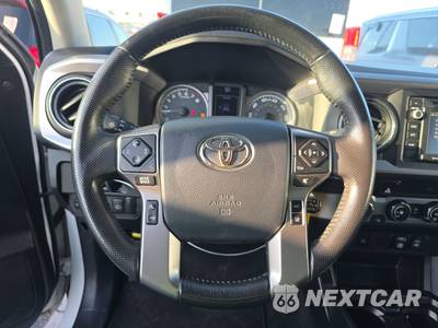 2019 Toyota Tacoma SR5 Crew Cab Medium Bed - zdjęcie 10 z 18 - miniatura