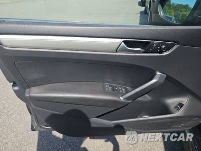 2016 Volkswagen Passat 1.8T S - zdjęcie 9 z 28 - miniatura