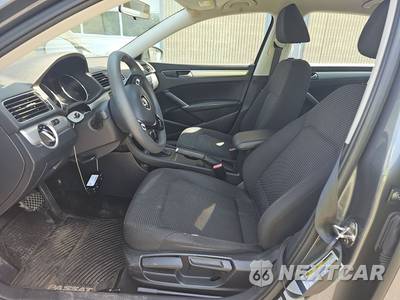 2016 Volkswagen Passat 1.8T S - zdjęcie 7 z 28 - miniatura
