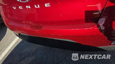 2025 Hyundai Venue SEL - zdjęcie 20 z 22 - miniatura