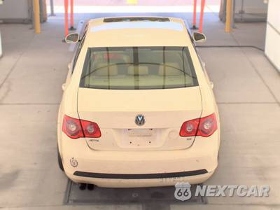2005 Volkswagen New Jetta Sedan 2.5 - zdjęcie 5 z 43 - miniatura