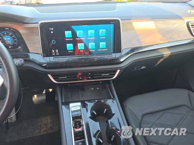 2025 Volkswagen Atlas 2.0T SE w/Technology - zdjęcie 11 z 40 - miniatura