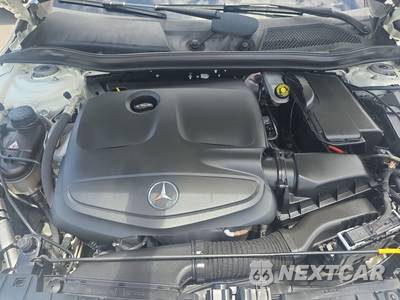 2018 Mercedes-Benz GLA 250 - zdjęcie 15 z 24 - miniatura