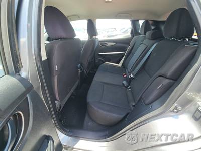 2020 Nissan Rogue Sport S - zdjęcie 13 z 24 - miniatura