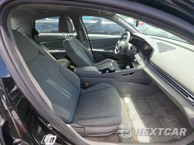 2024 Hyundai Elantra SEL - zdjęcie 8 z 24 - miniatura