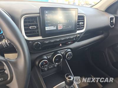 2025 Hyundai Venue SEL - zdjęcie 11 z 22 - miniatura