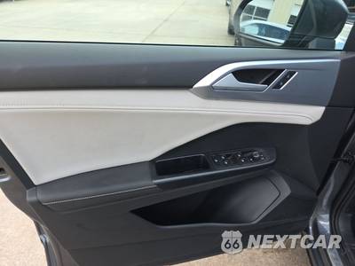 2025 Volkswagen Taos SE - zdjęcie 9 z 19 - miniatura