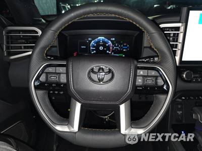 2026 Toyota Sequoia Capstone - zdjęcie 10 z 23 - miniatura