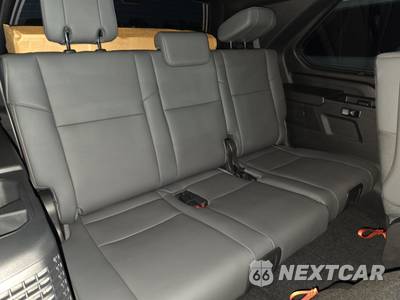 2026 Toyota Sequoia Capstone - zdjęcie 14 z 23 - miniatura