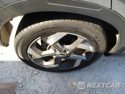 2025 Hyundai Venue SEL - zdjęcie 21 z 25 - miniatura