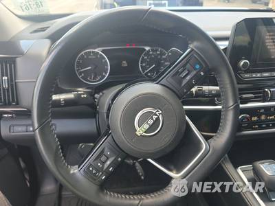 2022 Nissan Pathfinder SV - zdjęcie 16 z 25 - miniatura