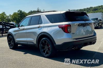 2021 Ford Explorer ST - zdjęcie 5 z 51 - miniatura