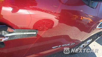 2017 Nissan TITAN SV Crew Cab Short Bed - zdjęcie 26 z 33 - miniatura