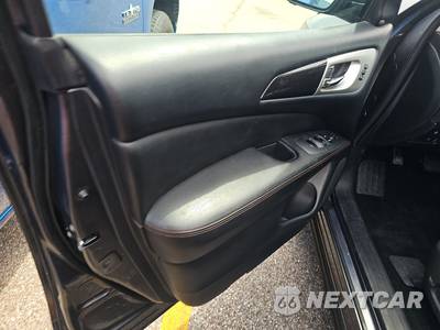 2019 Nissan Pathfinder SL - zdjęcie 9 z 19 - miniatura