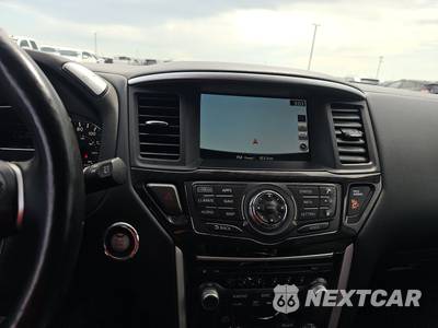 2019 Nissan Pathfinder SL - zdjęcie 11 z 19 - miniatura