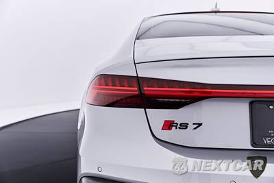 2025 Audi RS 7 performance - zdjęcie 30 z 50 - miniatura