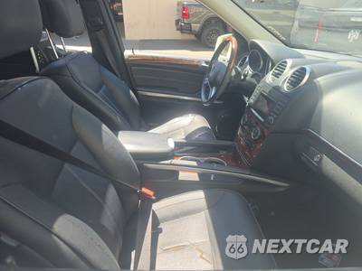 2012 Mercedes-Benz GL 550 4MATIC - zdjęcie 8 z 35 - miniatura