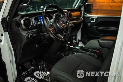 2021 Jeep Gladiator Willys Crew Cab Medium Bed - zdjęcie 8 z 25 - miniatura