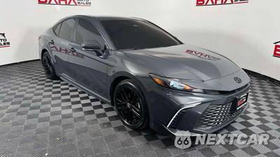2025 Toyota Camry SE - zdjęcie 8 z 30 - miniatura